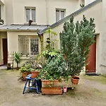 Appartement Proche Canal Saint Martin - II