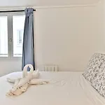 Appartement Proche Canal Saint Martin - II