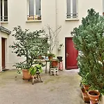 Appartement Proche Canal Saint Martin - II