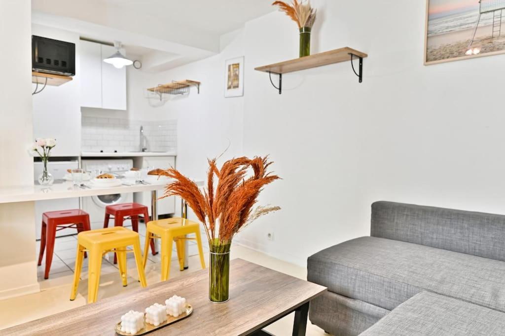 Apartment Proche Canal Saint Martin - Ii *